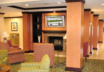Fairfield Inn & Suites Worcester Auburn Interior photo